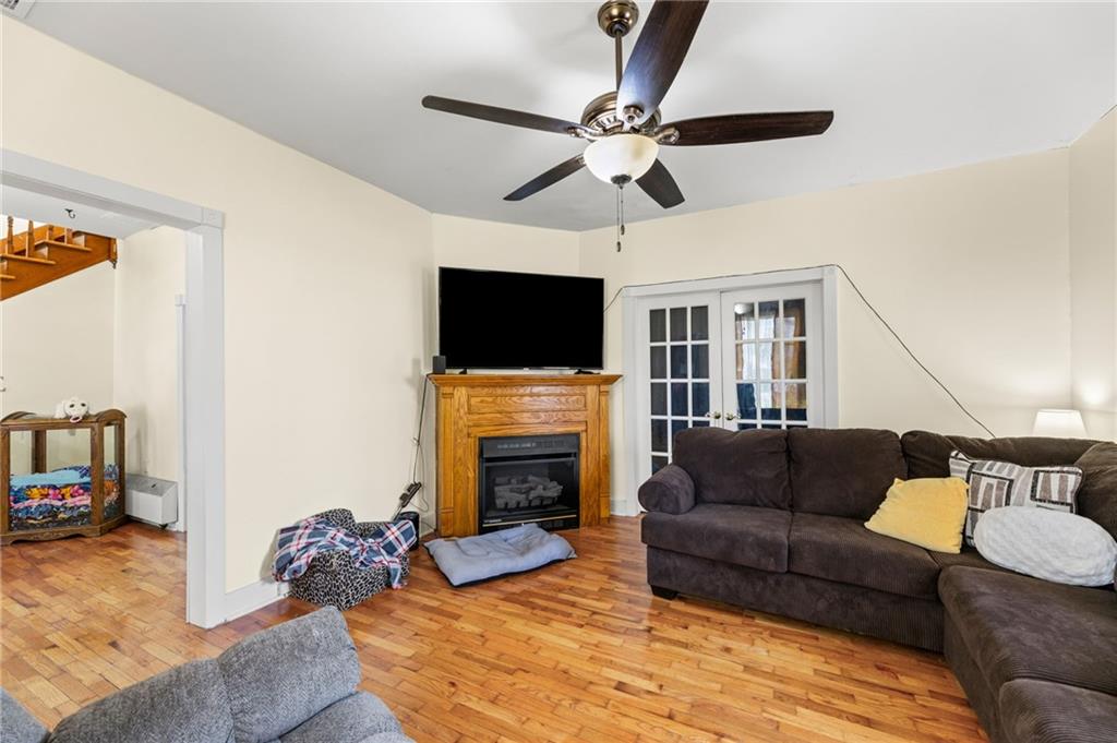 Photo 5 of 303 E Wea Street