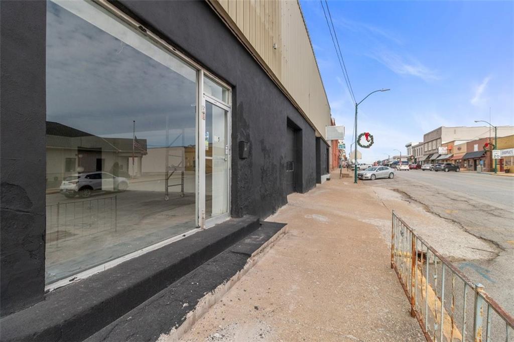 Photo 2 of 225 S 2nd Street