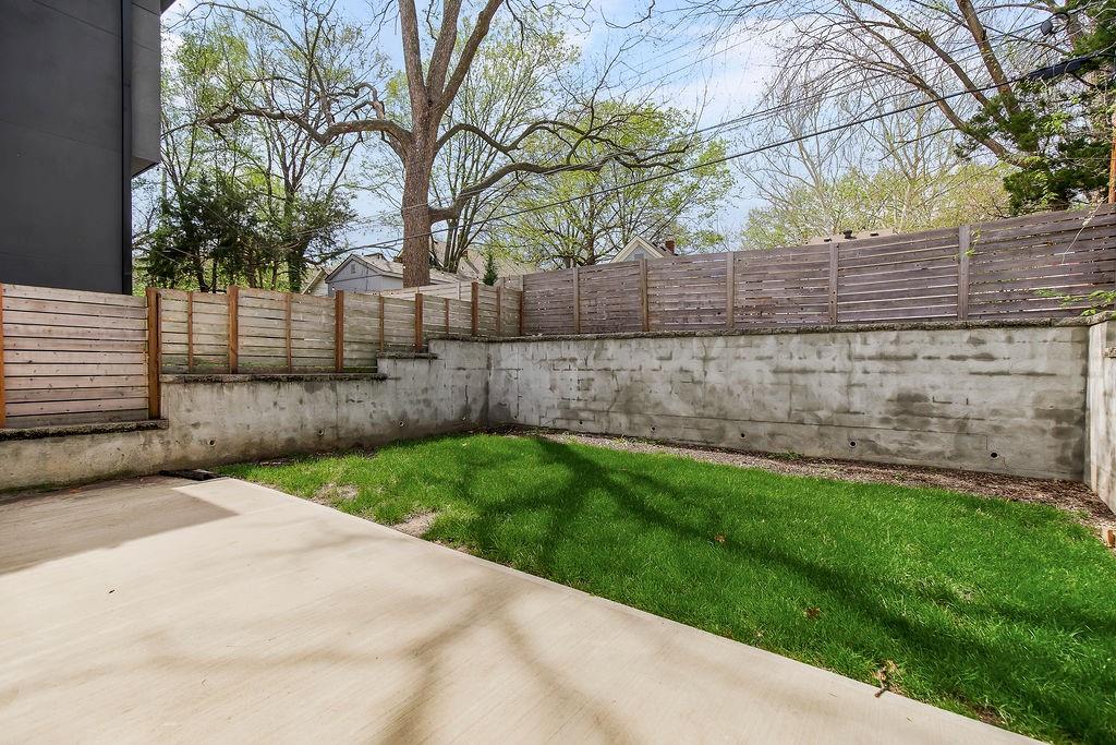Photo 6 of 4536 Mercier Street