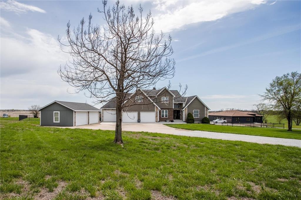 Photo 3 of 17033 NE County Road 43 N/A