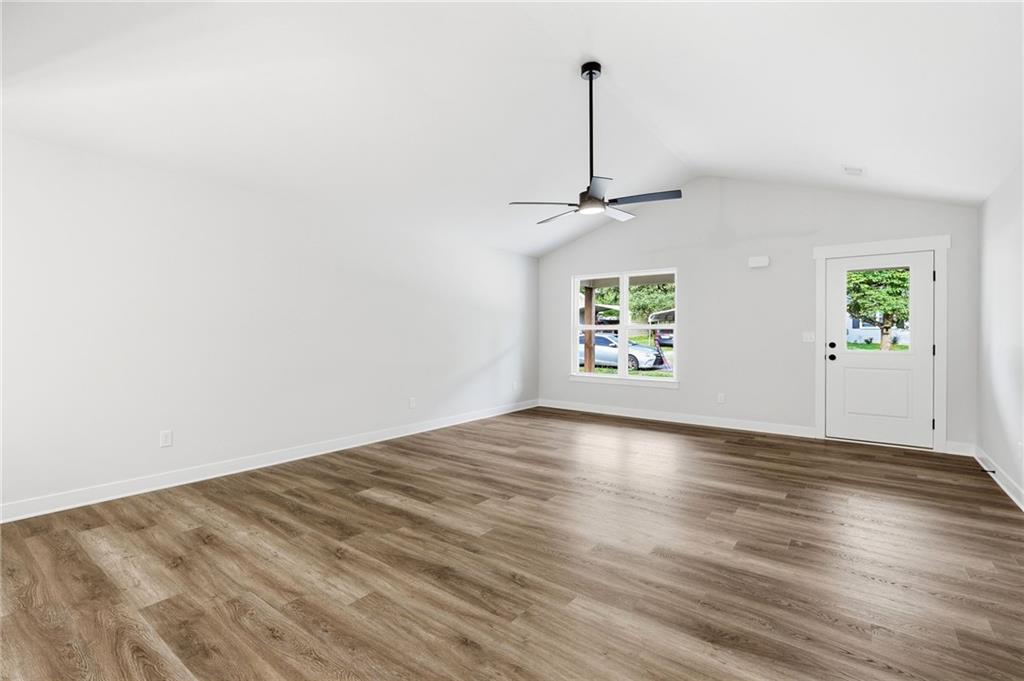 Photo 6 of 103 S Crittendon Street