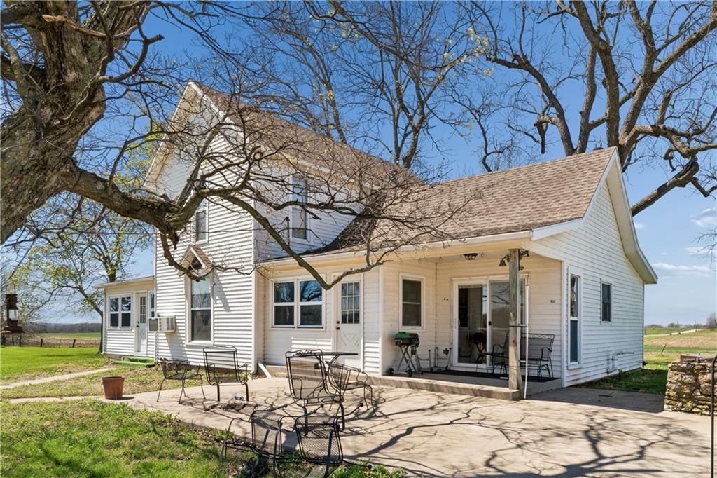Photo 3 of 10290 W 271st Street