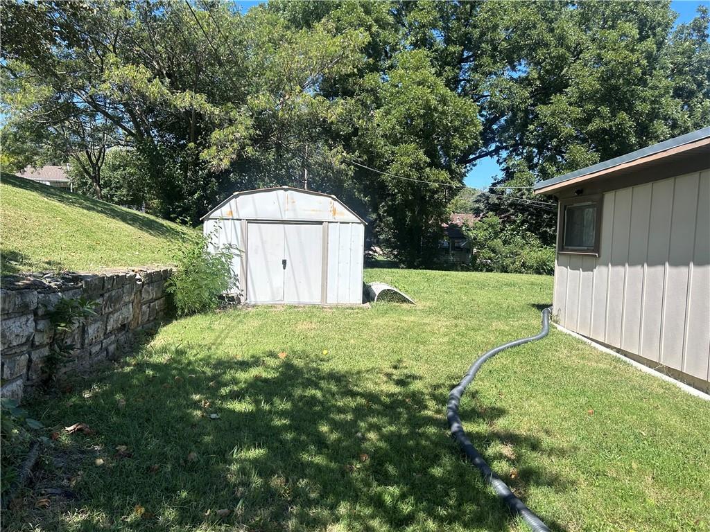 Photo 4 of 7318 Reynolds Avenue
