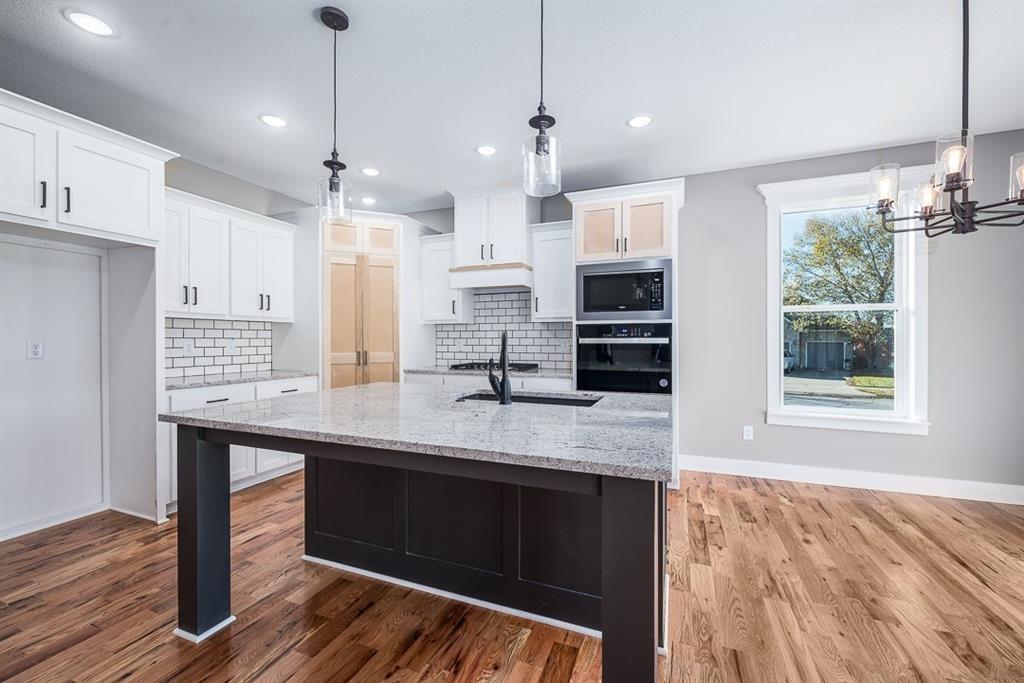 Photo 5 of 3410 N 130th Street