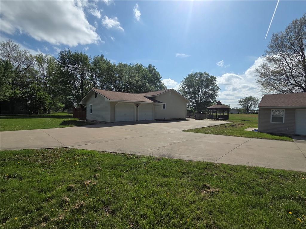 Photo 2 of 129 NW 251st Road