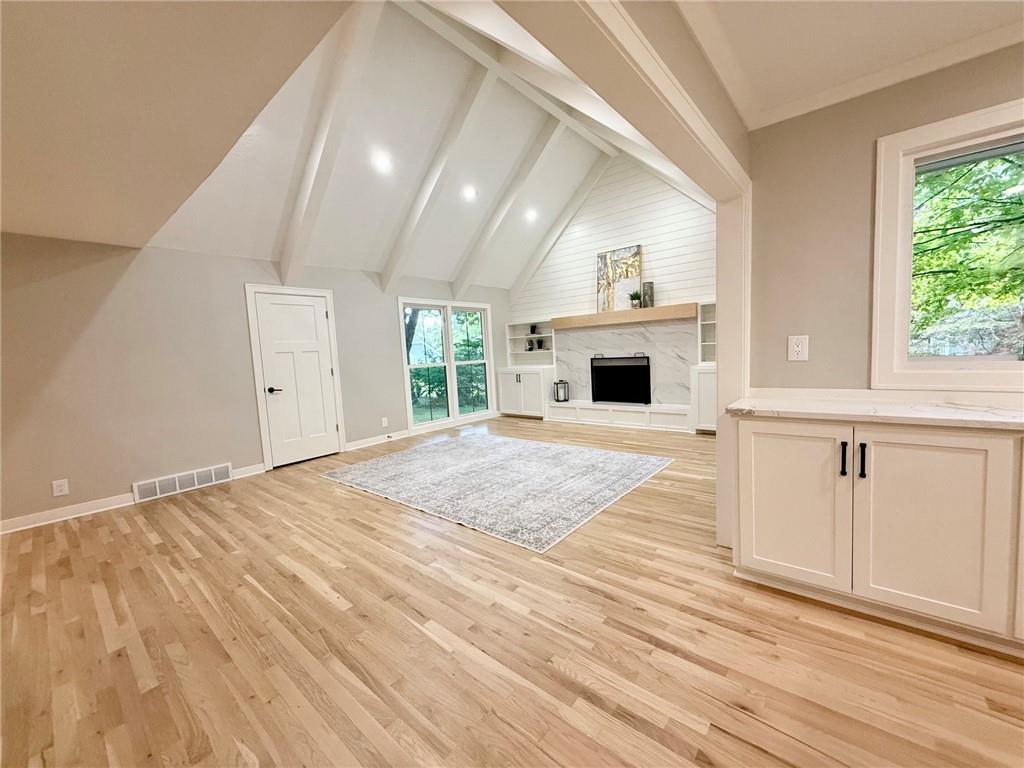 Photo 6 of 2121 W 120th Street
