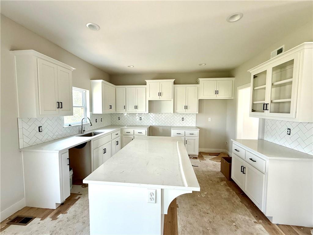 Photo 4 of 6114 NE 118th Street