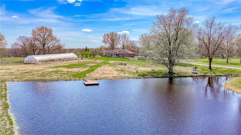 Photo of 450 SW 725 Road