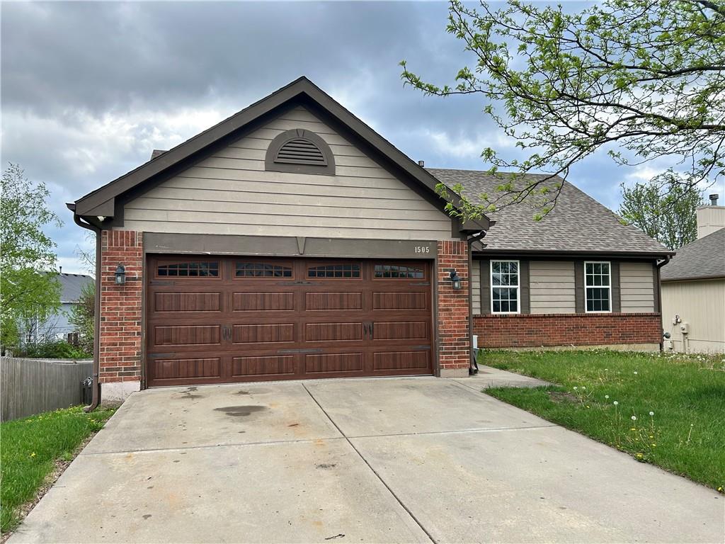 Photo of 1505 Ashton Drive in Liberty, MO