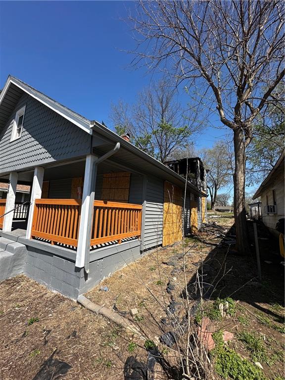 Photo 2 of 505 Wallace Avenue