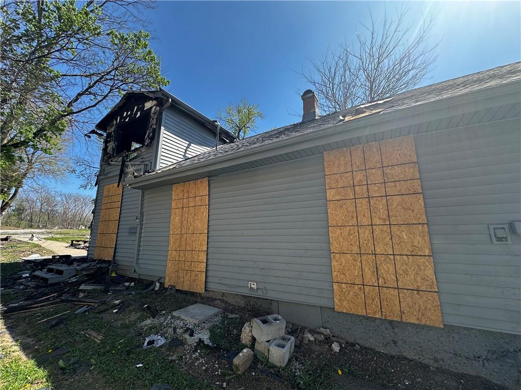 Photo 3 of 505 Wallace Avenue