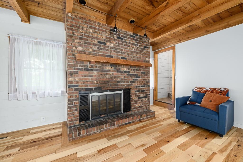 Photo 6 of 2906 Hutton Road