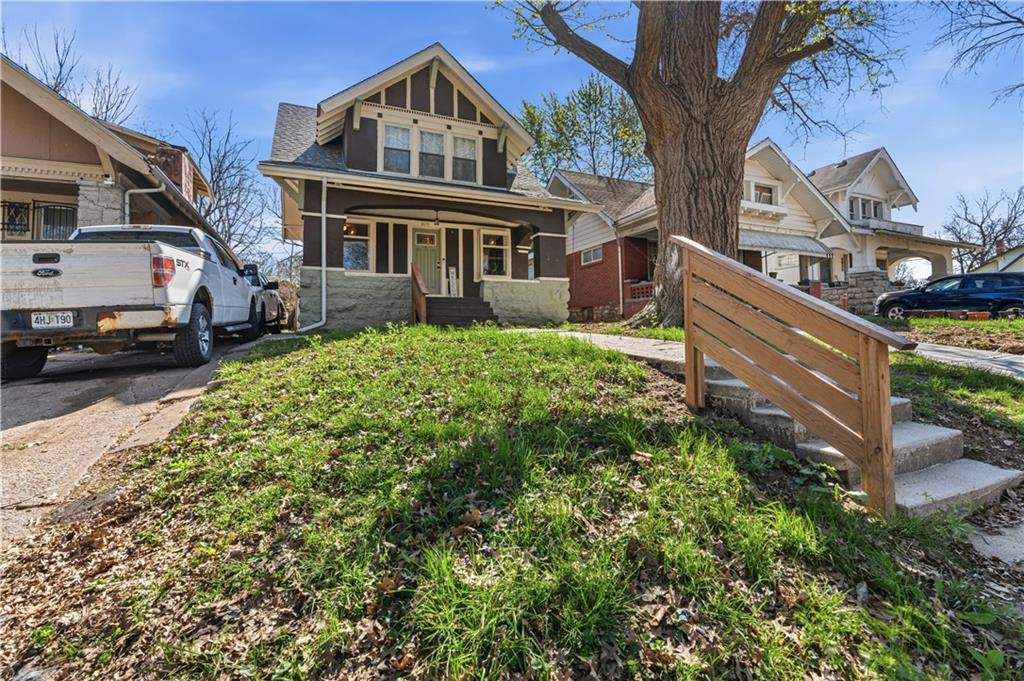 Photo of 4031 S Benton Avenue