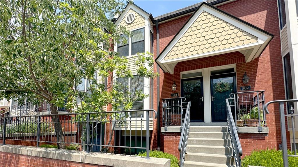 Photo of 504 W 10th Street #504