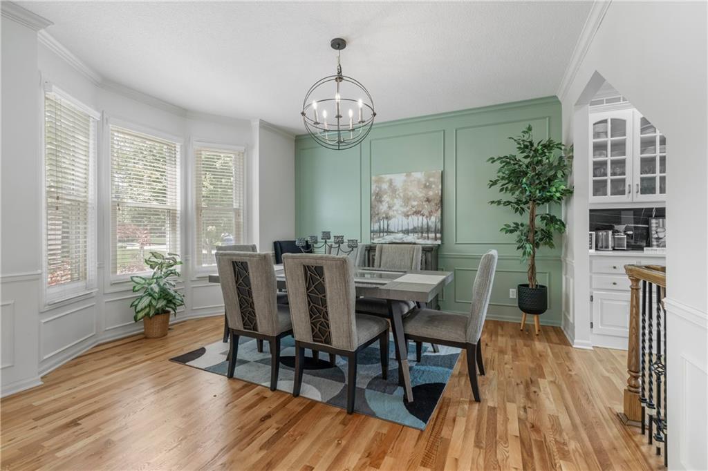 Photo 6 of 5712 W 146th Street