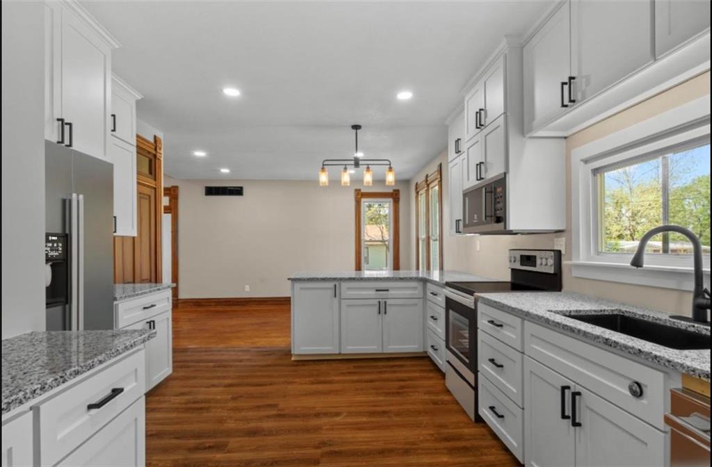 Photo 5 of 210 Winner Avenue