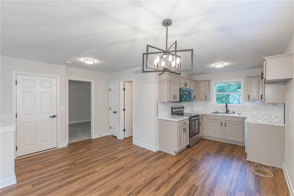 Photo 6 of 8855 Ann Avenue