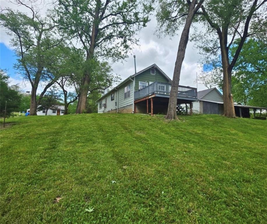 Photo 6 of 407 E Osage Street