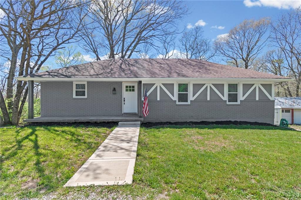 Photo 5 of 5977 SE 208th Street