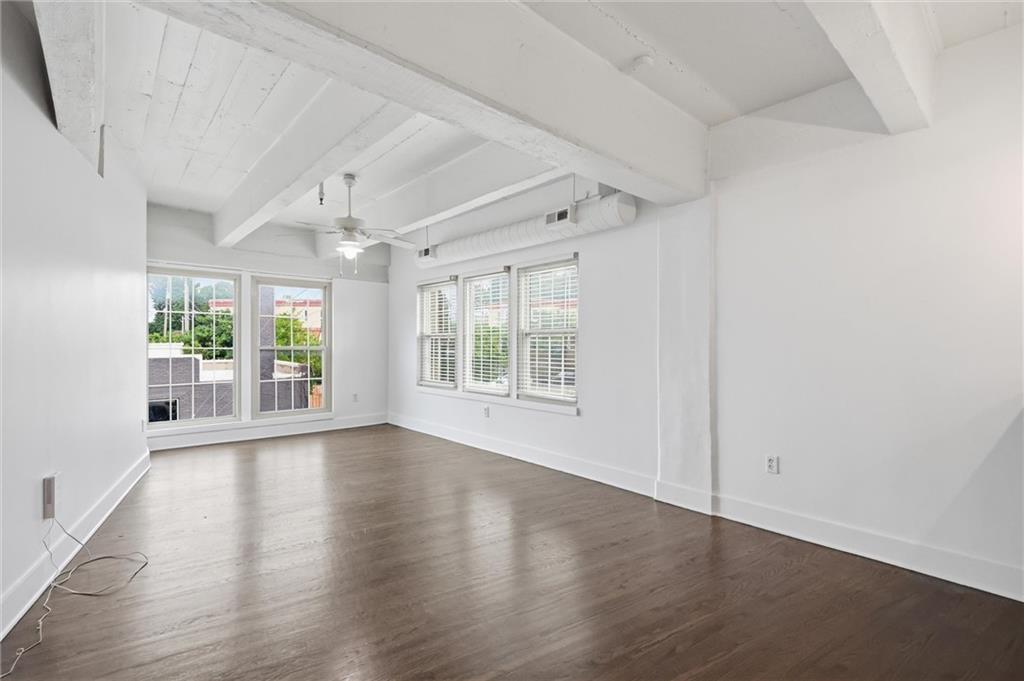 Photo 3 of 3001 Gillham Road #206