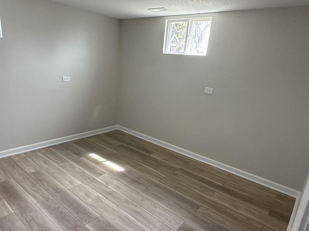 Photo 5 of 304 E Frazier Street
