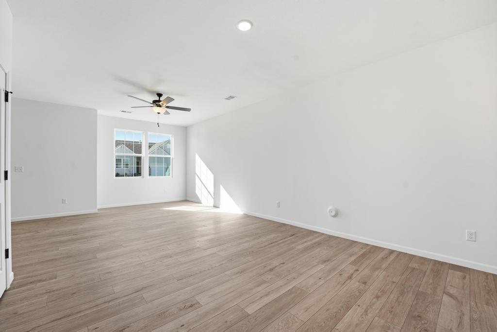 Photo 2 of 12402 S Acacia Drive