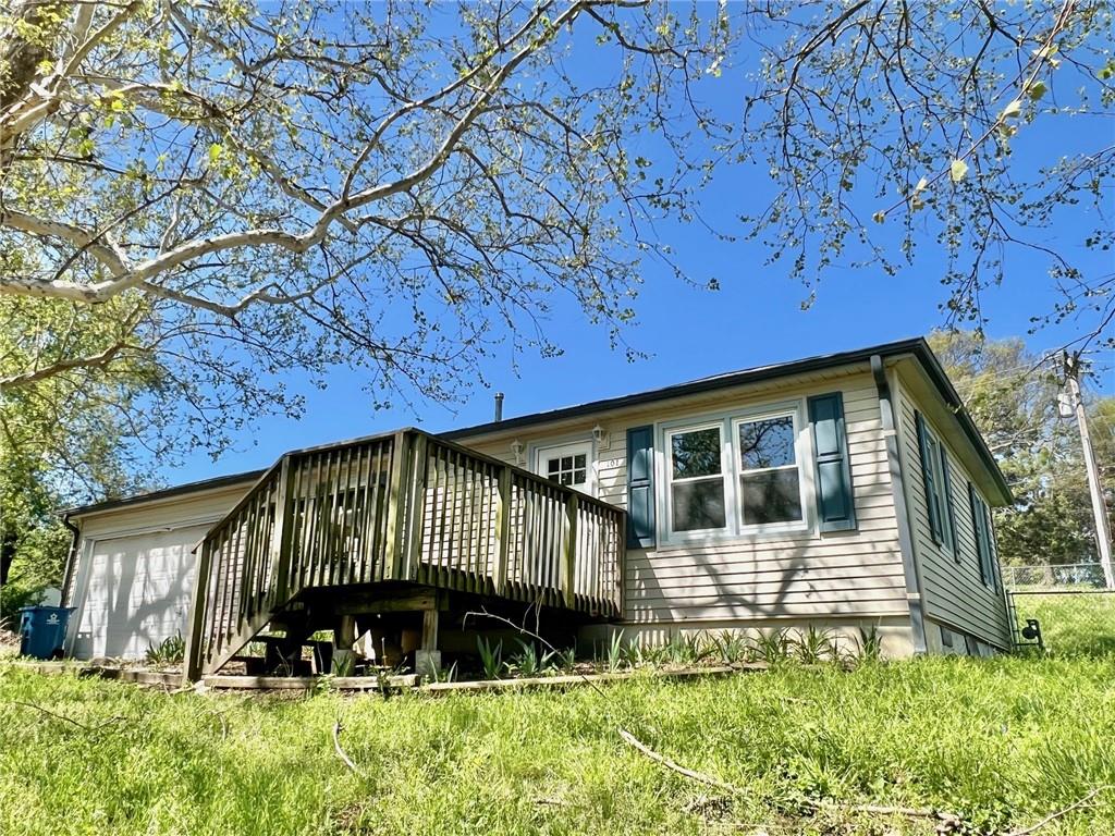 Photo of 101 S 9th Terrace