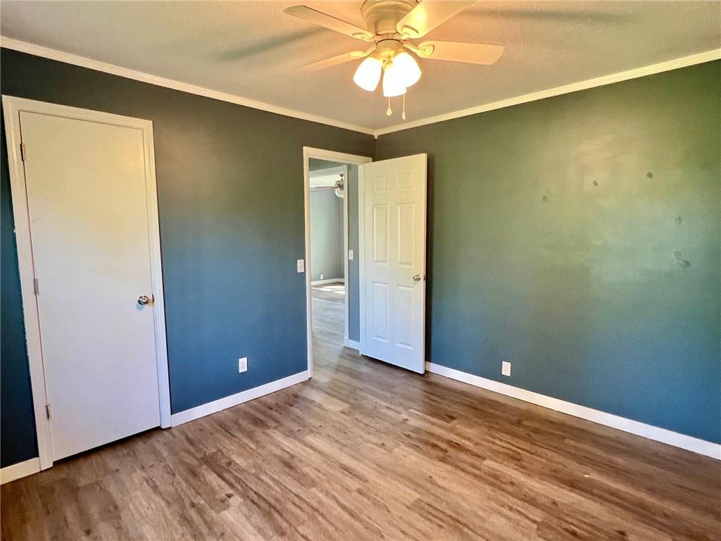 Photo 6 of 101 S 9th Terrace
