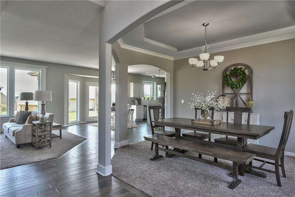 Photo 5 of 2275 W Elm Terrace