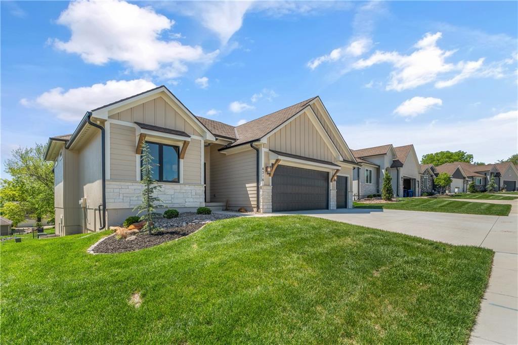 Photo of 4316 NE Hideaway Drive