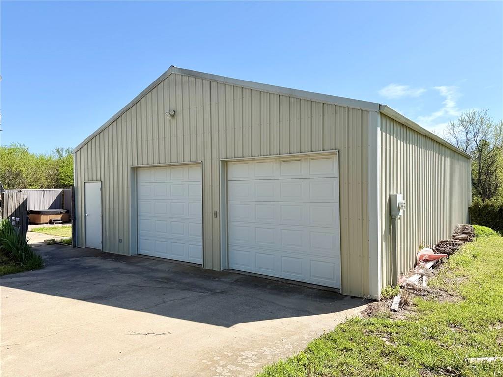 Photo 4 of 605 NW 11 RD Road