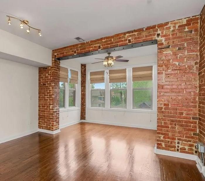 Photo 4 of 200 E 43rd Street #306