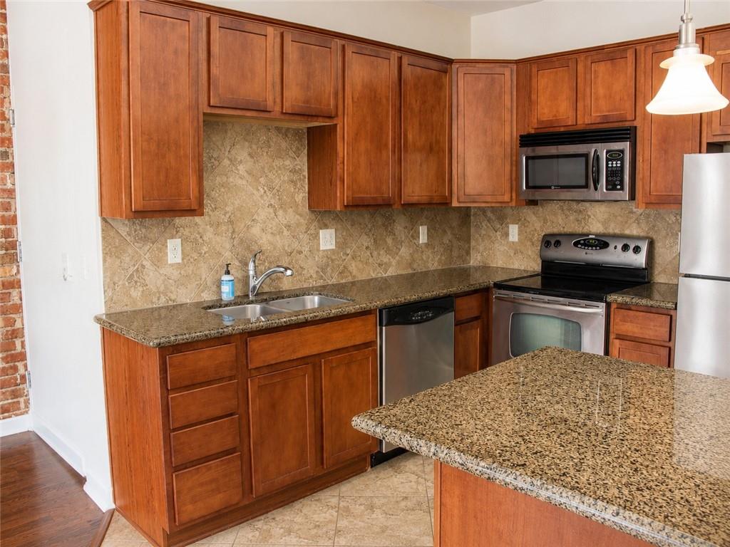 Photo 6 of 200 E 43rd Street #306