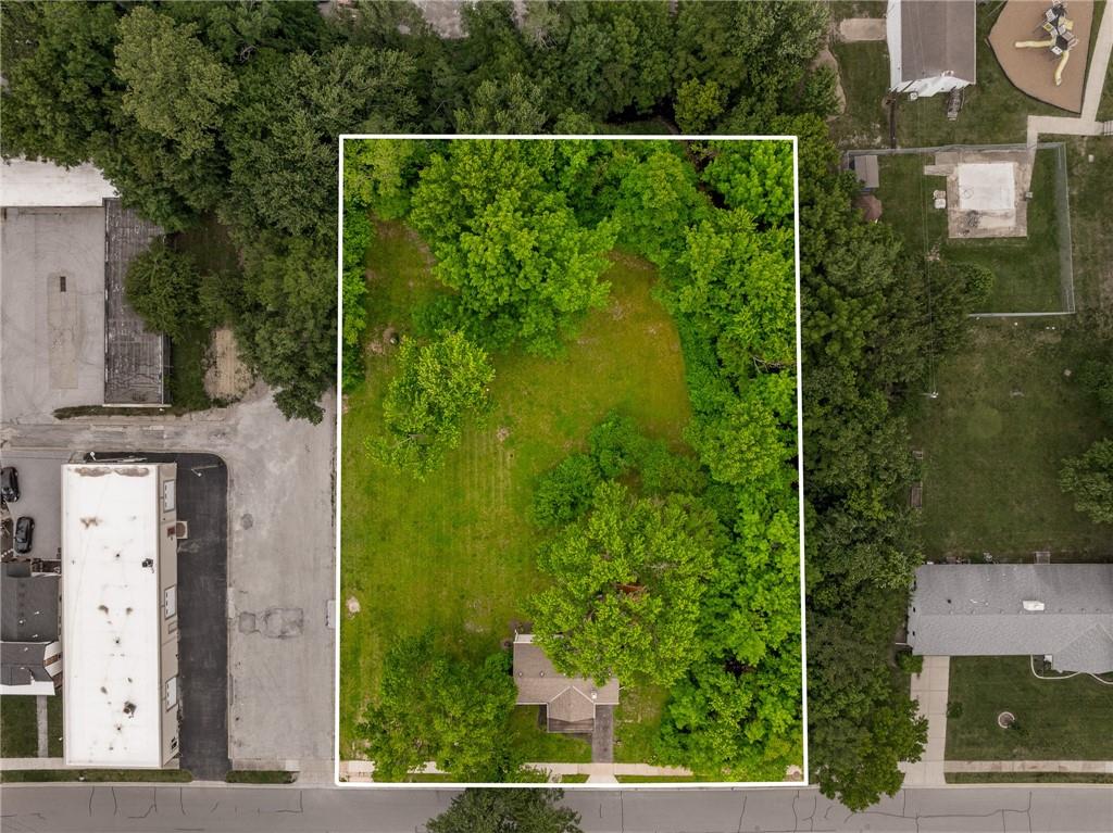 Photo 2 of 336 E Park Street