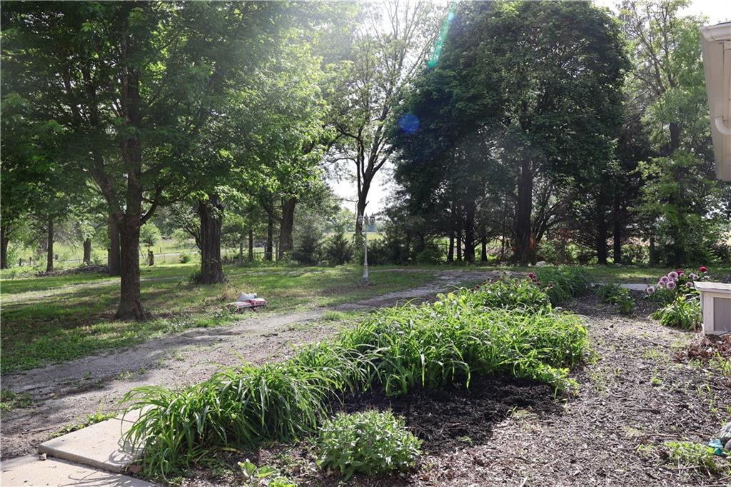 Photo 5 of 281 SW 200th Road