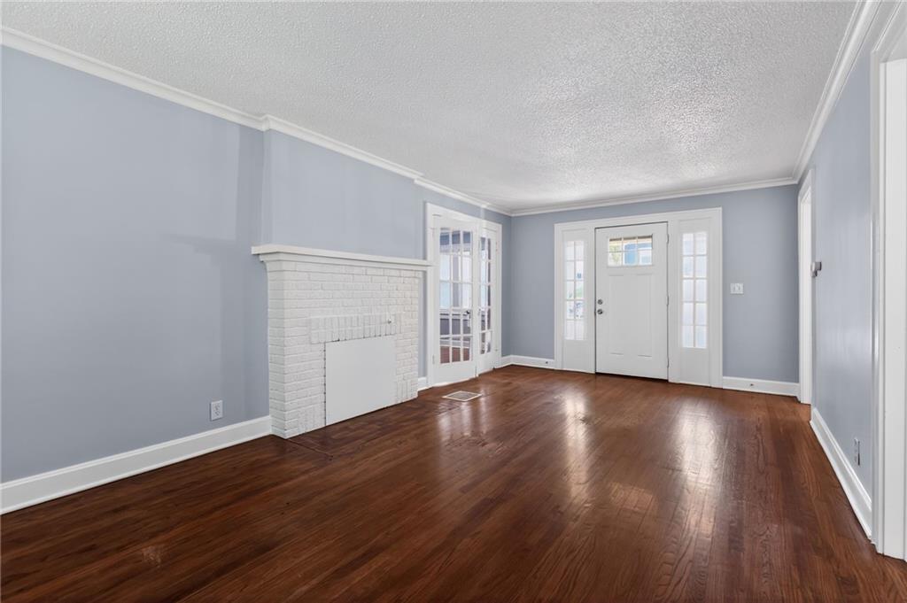 Photo 7 of 9324 E 15th Street