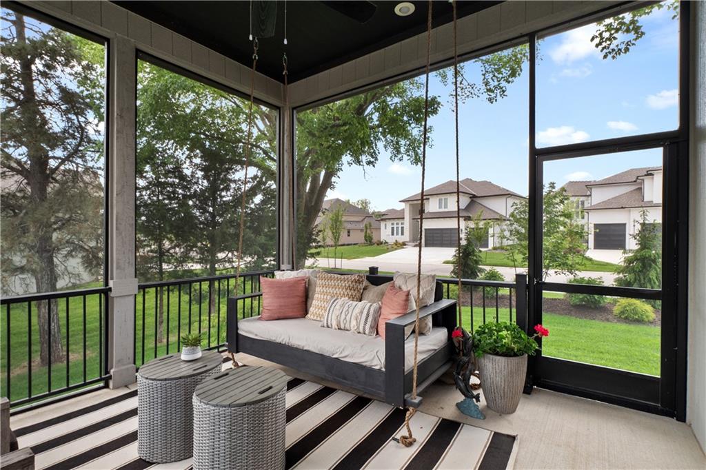 Photo 2 of 10909 W 172nd Street