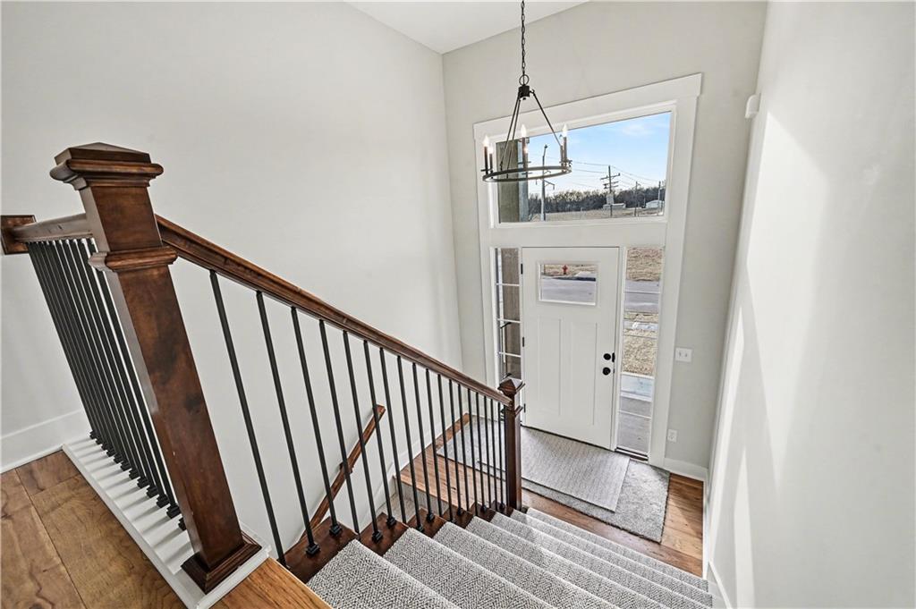 Photo 5 of 12406 Morgan Street