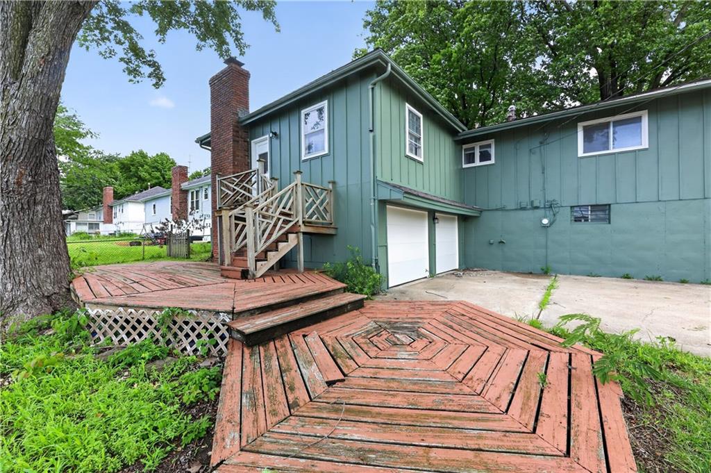 Photo 5 of 6508 Hardy Avenue