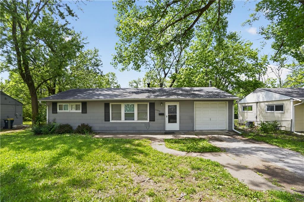 Photo of 11012 Cambridge Avenue