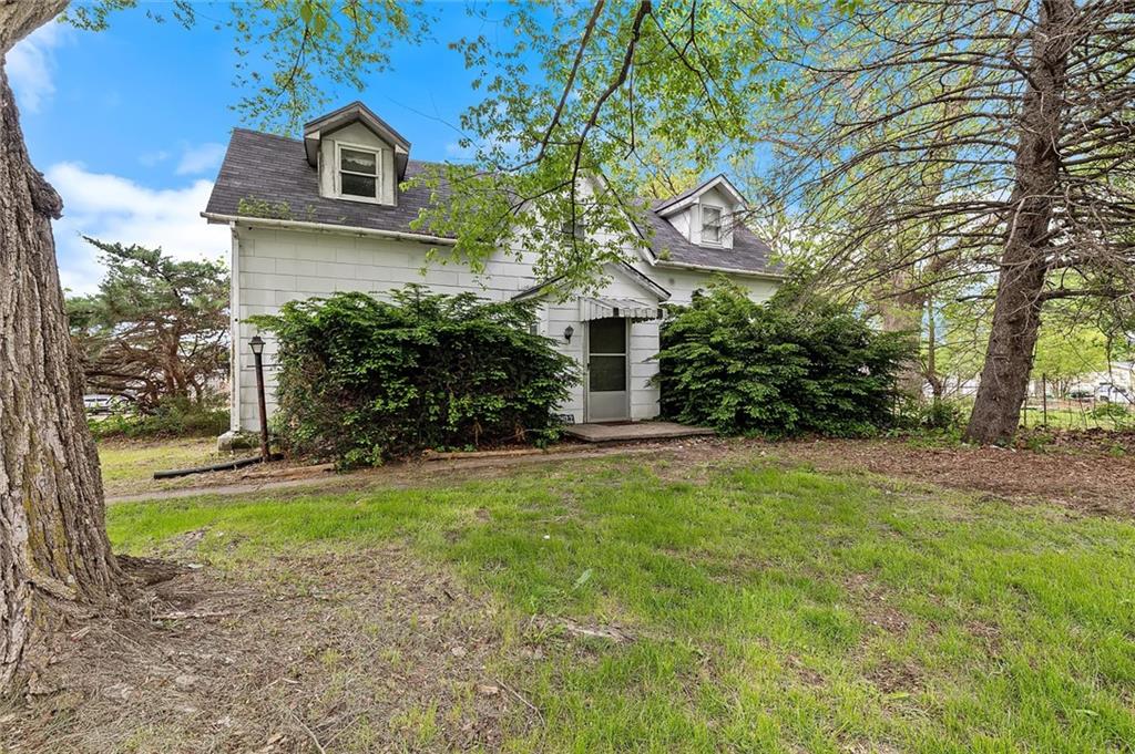 Photo 4 of 20622 NE 172nd Street