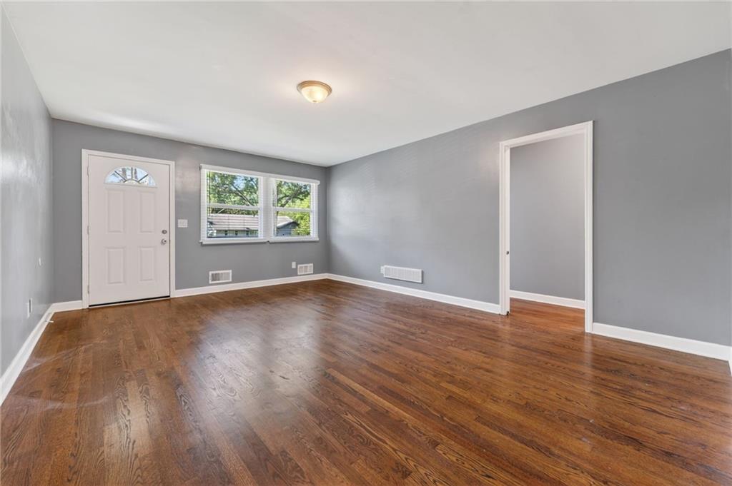 Photo 6 of 1340 E 84th Street