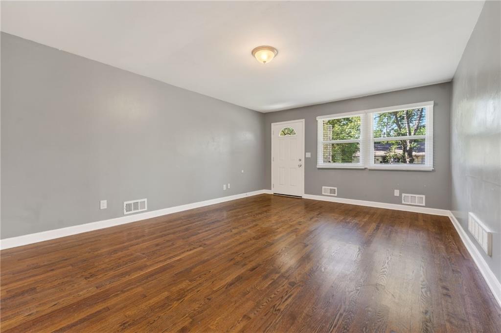 Photo 7 of 1340 E 84th Street