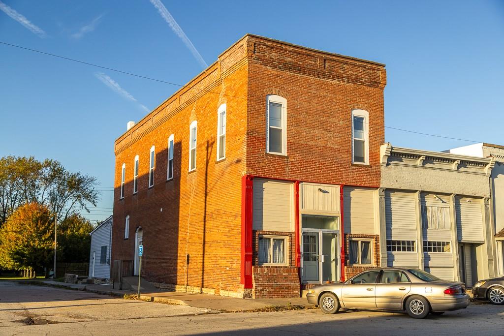 Photo 7 of 221 Main Street
