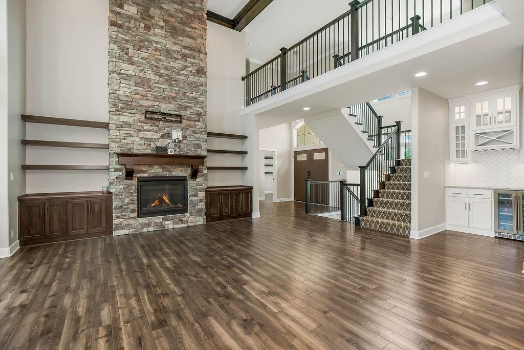 Photo 7 of 4614 NE Park Springs Court