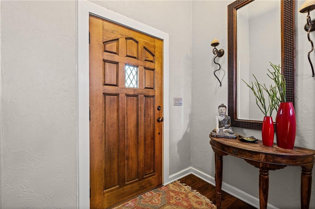 Photo 4 of 11259 Garnett Street