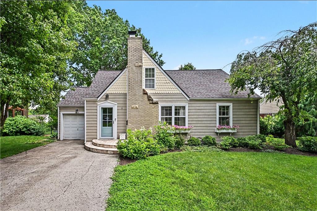 Photo of 5639 Nall Avenue