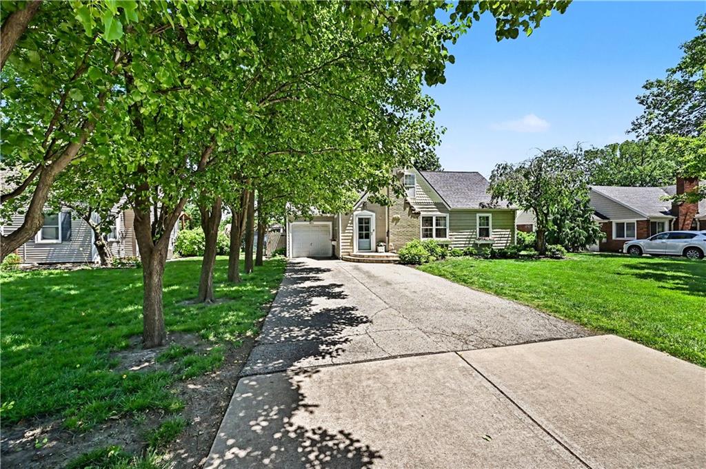Photo 2 of 5639 Nall Avenue