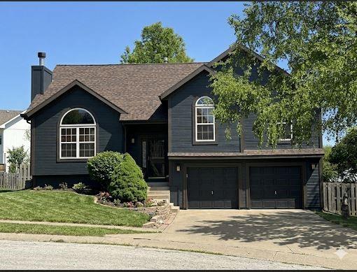 Photo 3 of 14503 Shamrock Way