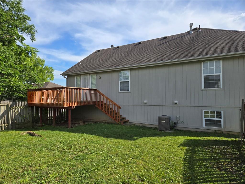 Photo 5 of 2128 SW British Drive